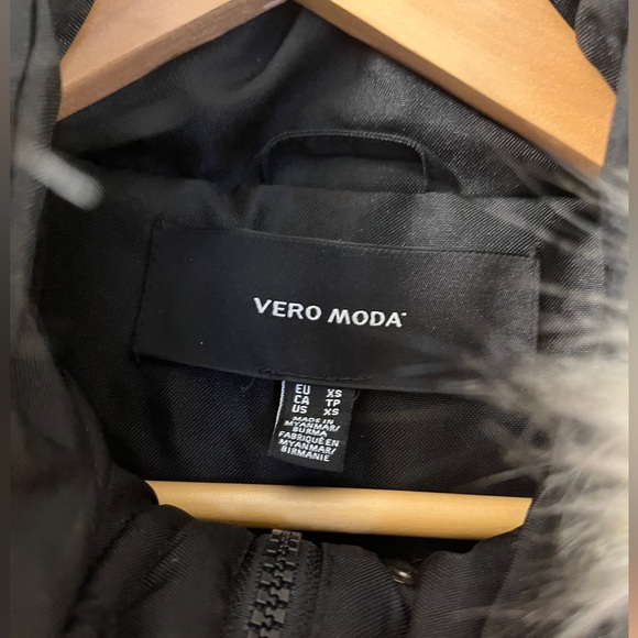 Vero Moda Winter Jacket - Picture 5 of 5